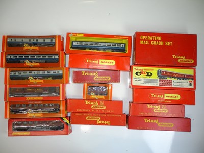 Lot 635 - OO SCALE MODEL RAILWAYS: A group of mixed...