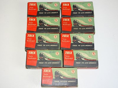 Lot 638 - OO SCALE MODEL RAILWAYS: A group of TRIX TWIN...