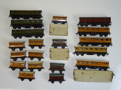 Lot 639 - OO SCALE MODEL RAILWAYS: A large quantity of...