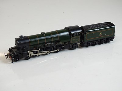 Lot 641 - OO SCALE MODEL RAILWAYS: A TRIX TWIN A3 Class...