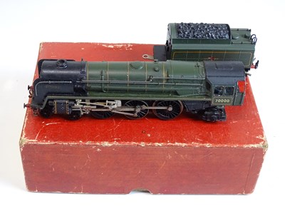 Lot 649 - OO SCALE MODEL RAILWAYS: A TRIX TWIN 236...