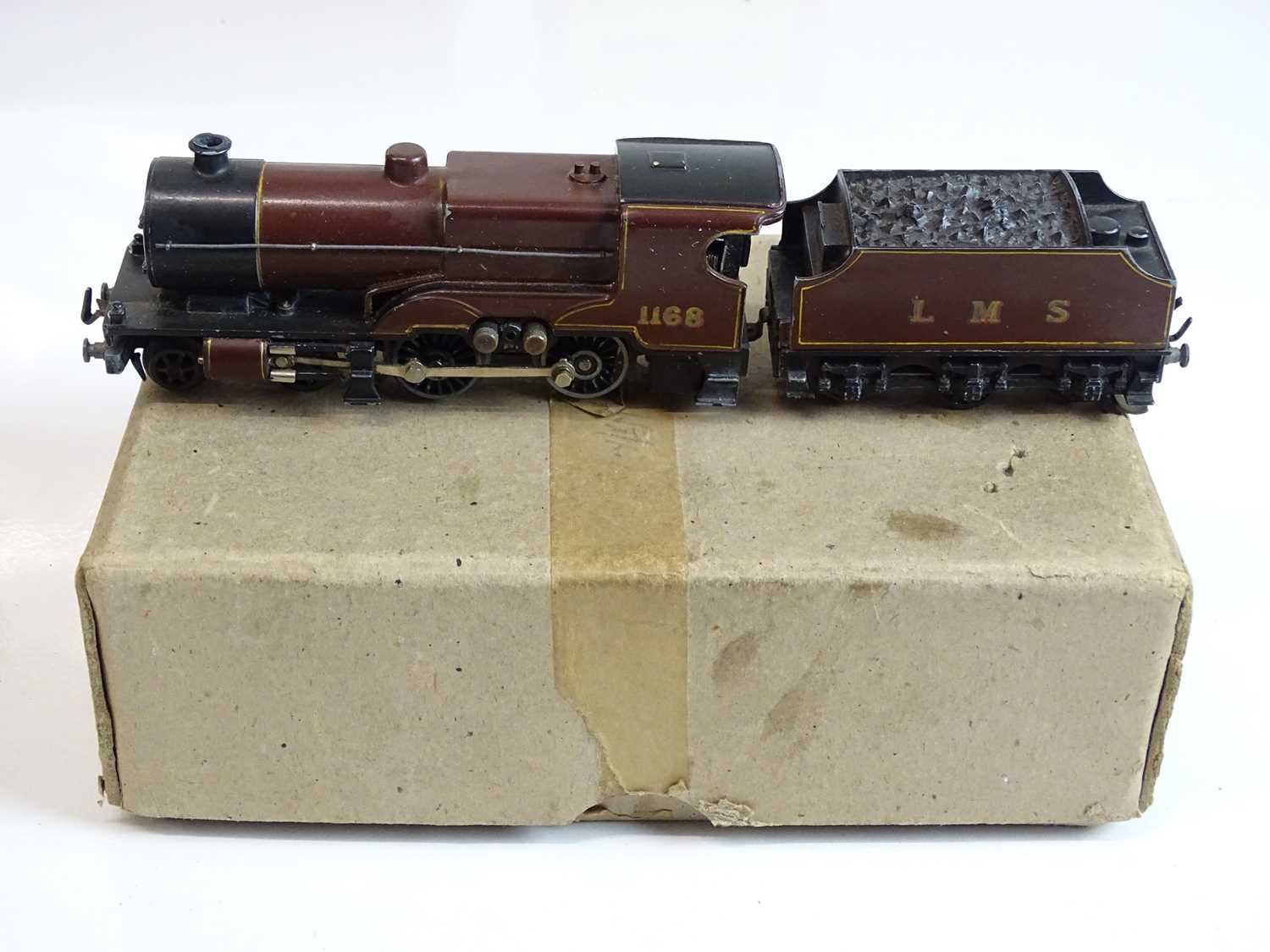Lot 651 - OO SCALE MODEL RAILWAYS: A TRIX TWIN 2/536...