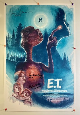 Lot 402 - E.T. THE EXTRA TERRESTRIAL (1982) alternative...