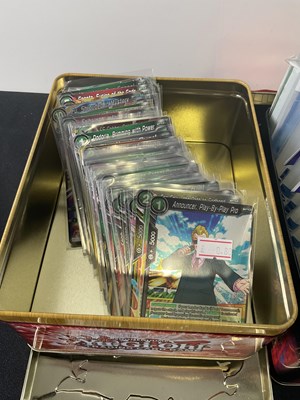 Lot 470 - A collection of mixed trading cards including...