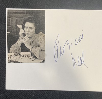 Lot 92 - ACTRESSES - A group of female actresses'...