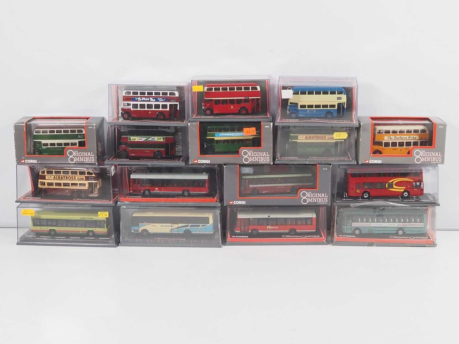 Lot 2 - A group of 1:76 scale 16 CORGI OOC buses in...