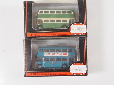 Lot 11 - A large group of 1:76 scale EFE buses - to...