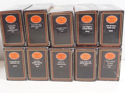 Lot 14 - A large group of 1:76 scale EFE buses - mostly...