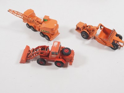 Lot 28 - A group of mixed unboxed construction and...