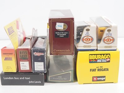Lot 30 - A large quantity of mixed scale diecast...
