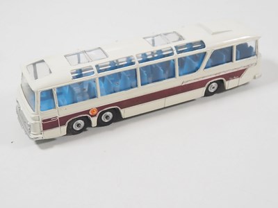 Lot 32 - A pair of boxed diecast buses comprising a...