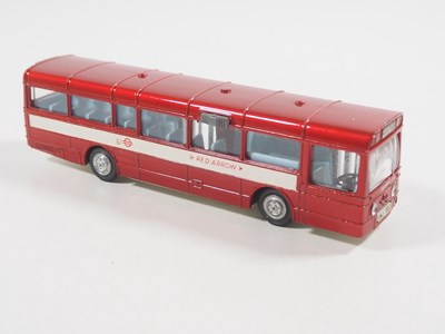 Lot 32 - A pair of boxed diecast buses comprising a...