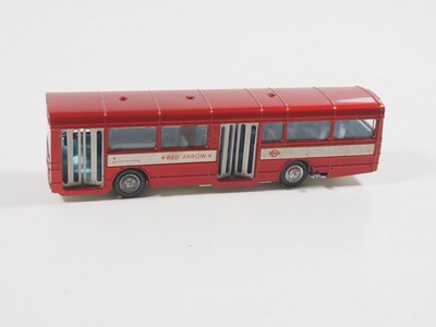 Lot 32 - A pair of boxed diecast buses comprising a...
