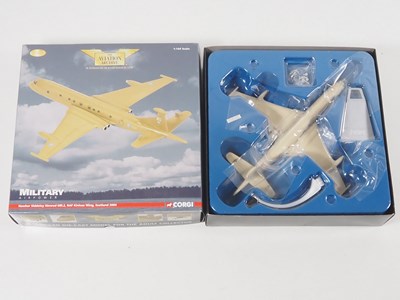 Lot 36 - A group of three 1:144 scale Aviation Archive...