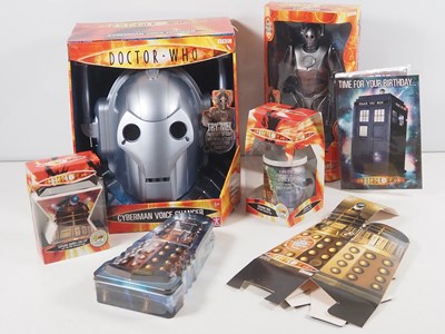 Lot 141 - A selection of DOCTOR WHO vintage toys to...