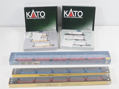 Lot 197 - A group of American Outline N gauge Gunderson...