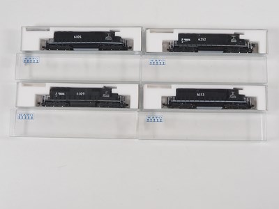 Lot 233 - A group of KATO American Outline N gauge...