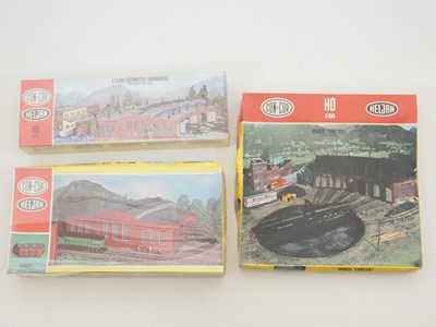 Lot 307 - A group of HELJAN/CON-COR HO gauge plastic...