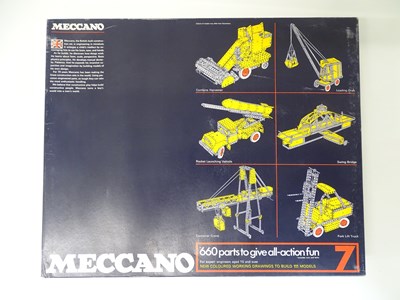 Lot 9 - VINTAGE TOYS: MECCANO - A 660 part 'MECCANO 7'...