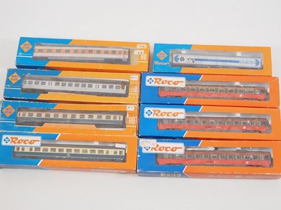 Lot 312 - A group of ROCO HO gauge German and Austrian...