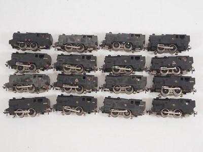 Lot 322 - A group of unboxed TRIX TWIN OO/HO gauge...