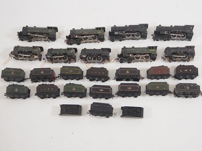 Lot 331 - A mixed group of unboxed TRIX TWIN OO/HO gauge...