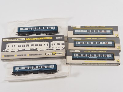 Lot 377 - A WRENN OO gauge Brighton Belle W3004/5 /...