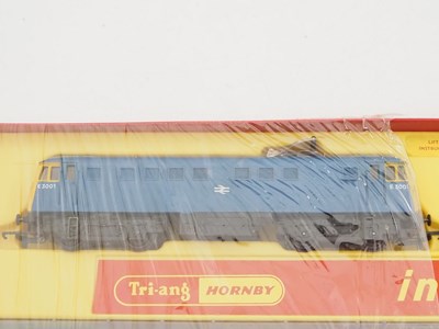 Lot 393 - A TRI-ANG HORNBY OO gauge R644 Inter-City...