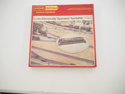 Lot 396 - A pair of boxed TRI-ANG / HORNBY turntables...
