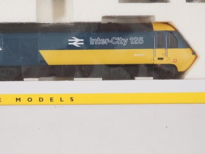 Lot 412 - A HORNBY OO gauge R2296 4 car Intercity 125...