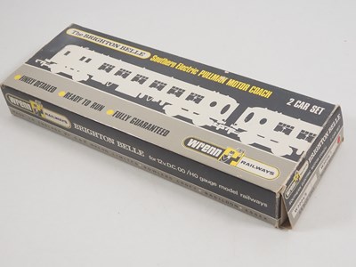 Lot 433 - A WRENN OO gauge W3006/7 2-car Brighton Belle...