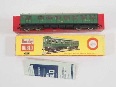 Lot 435 - A HORNBY DUBLO OO gauge 2-rail 2250 Southern...