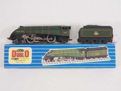 Lot 446 - A pair of HORNBY DUBLO OO gauge 3-rail steam...