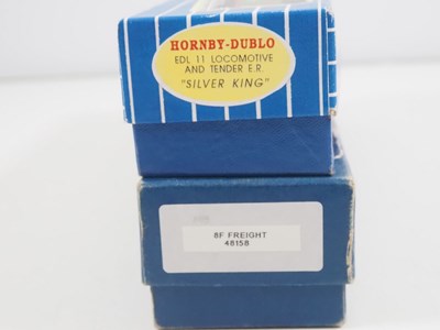 Lot 446 - A pair of HORNBY DUBLO OO gauge 3-rail steam...