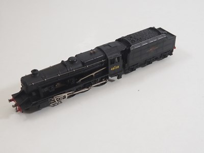 Lot 446 - A pair of HORNBY DUBLO OO gauge 3-rail steam...