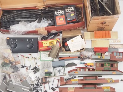 Lot 508 - A very large group of OO gauge controllers,...