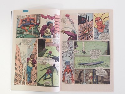 Lot 324 - AMAZING SPIDER-MAN #238 - (1983 - MARVEL) -...