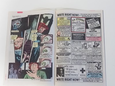 Lot 386 - SWAMP THING #25 (1984 - DC) First cameo...