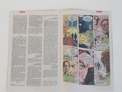Lot 386 - SWAMP THING #25 (1984 - DC) First cameo...
