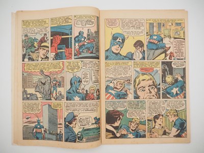 Lot 476 - AVENGERS #4 (1964 - MARVEL - UK Price Variant)...