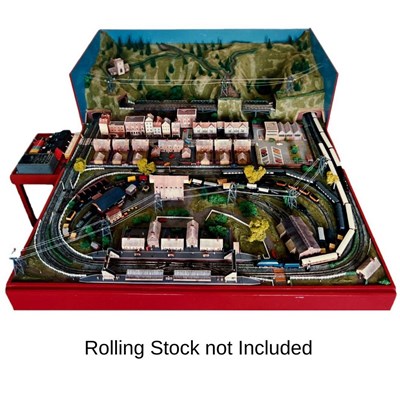 Lot 14 - A spectacular N gauge model railway layout...