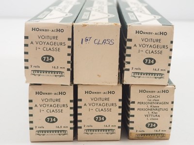 Lot 53 - A group of HORNBY ACHO HO gauge French outline...