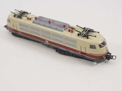 Lot 55 - A LIMA HO gauge Golden Series German outline...