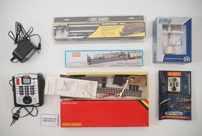 Lot 66 - A group of OO gauge Model Railway accessories...