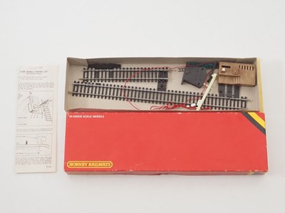Lot 66 - A group of OO gauge Model Railway accessories...