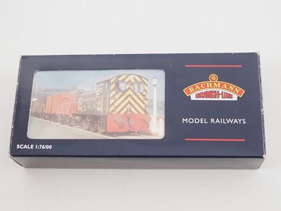 Lot 70 - A pair of BACHMANN OO gauge diesel locomotives...