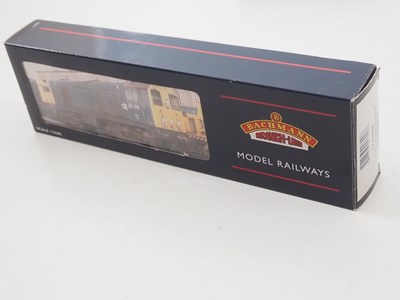 Lot 71 - A pair of BACHMANN OO gauge diesel locomotives...