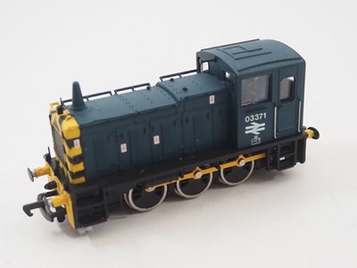 Lot 71 - A pair of BACHMANN OO gauge diesel locomotives...