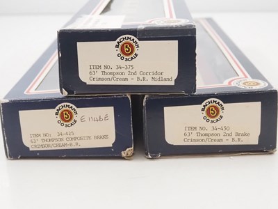 Lot 72 - A group of OO gauge passenger coaches by...