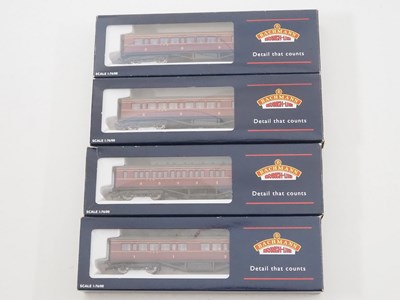 Lot 74 - A group of OO gauge passenger coaches by...
